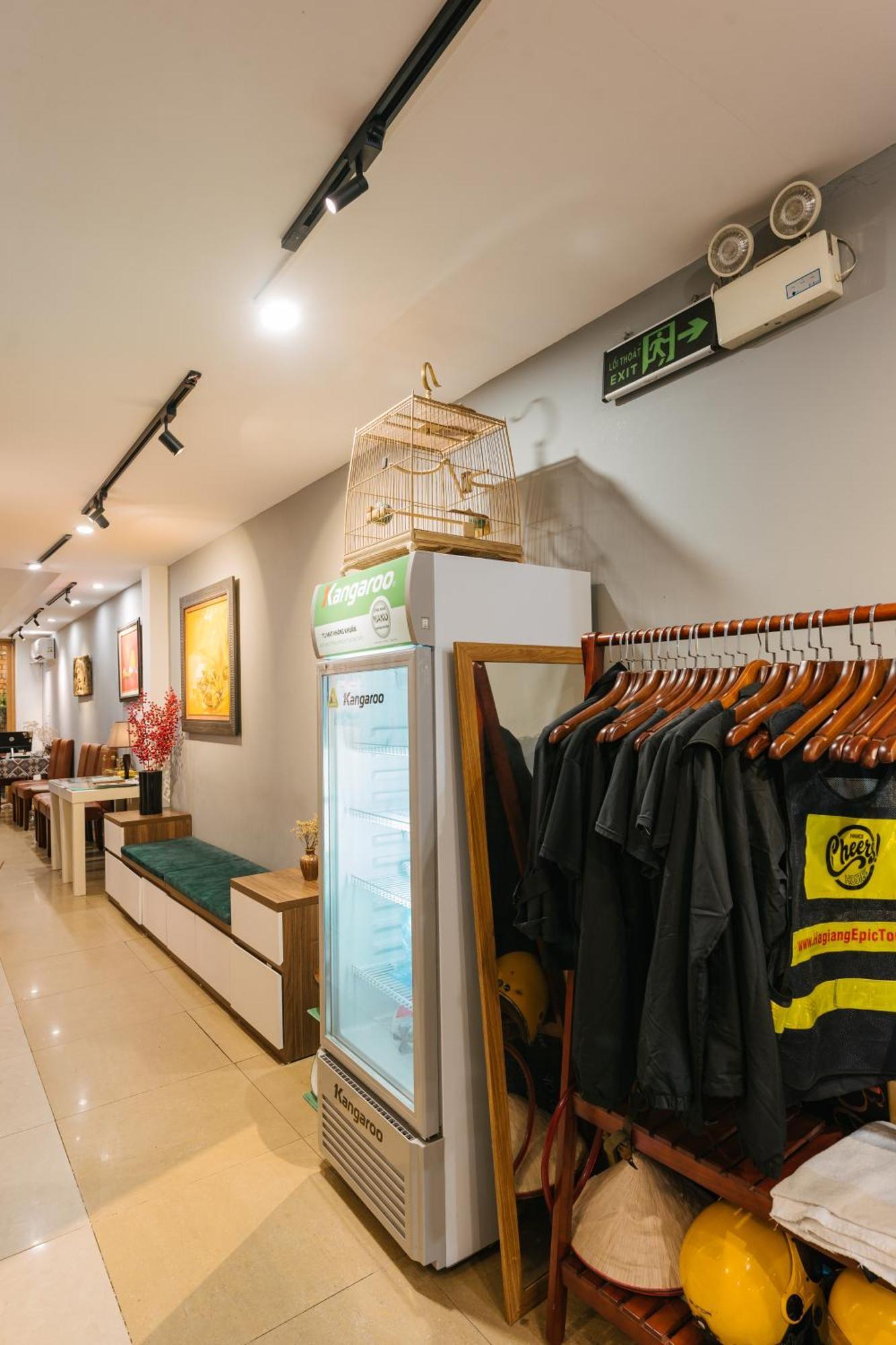 Cheers Hostel Hanoi Exterior photo