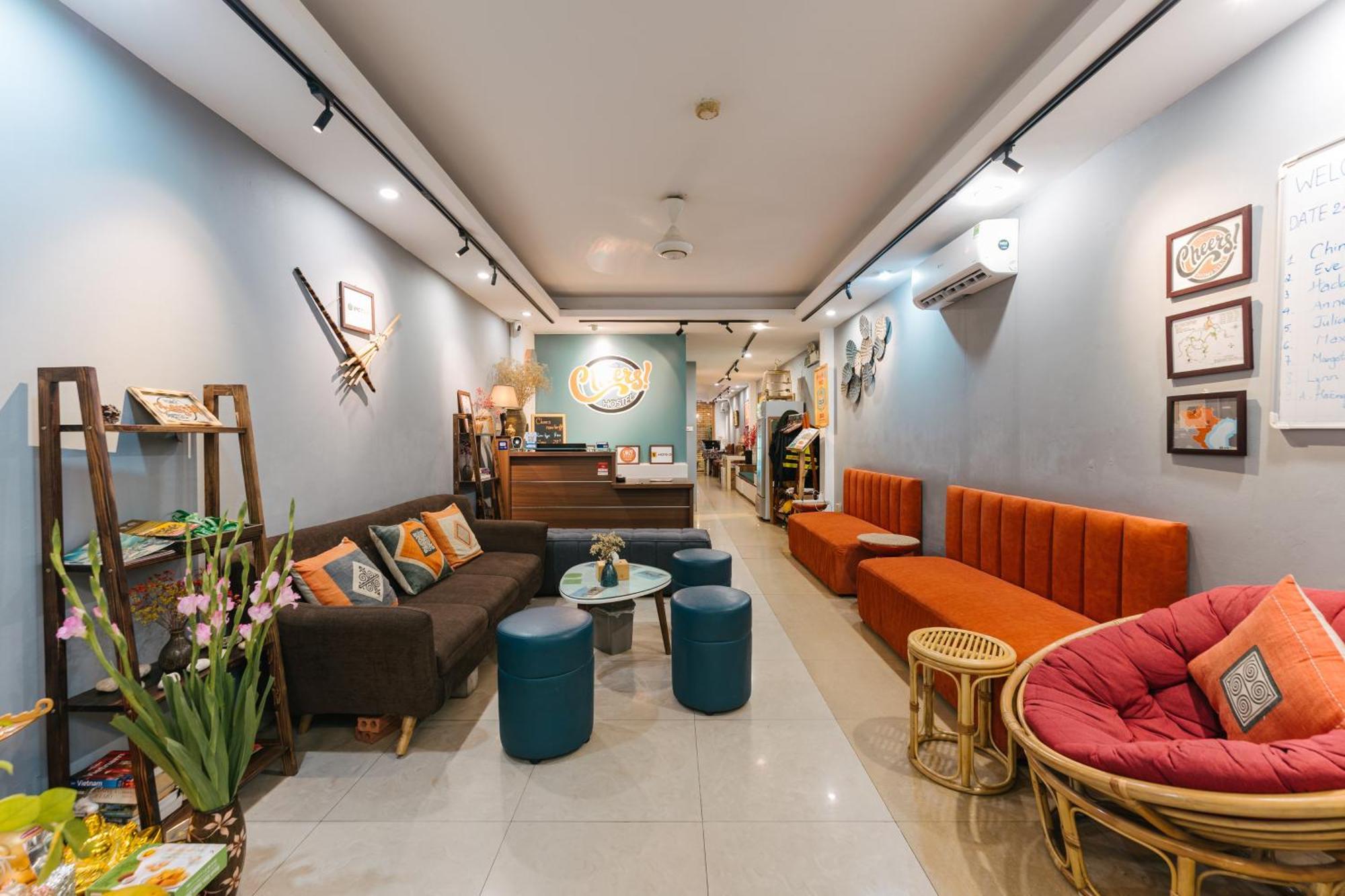 Cheers Hostel Hanoi Exterior photo